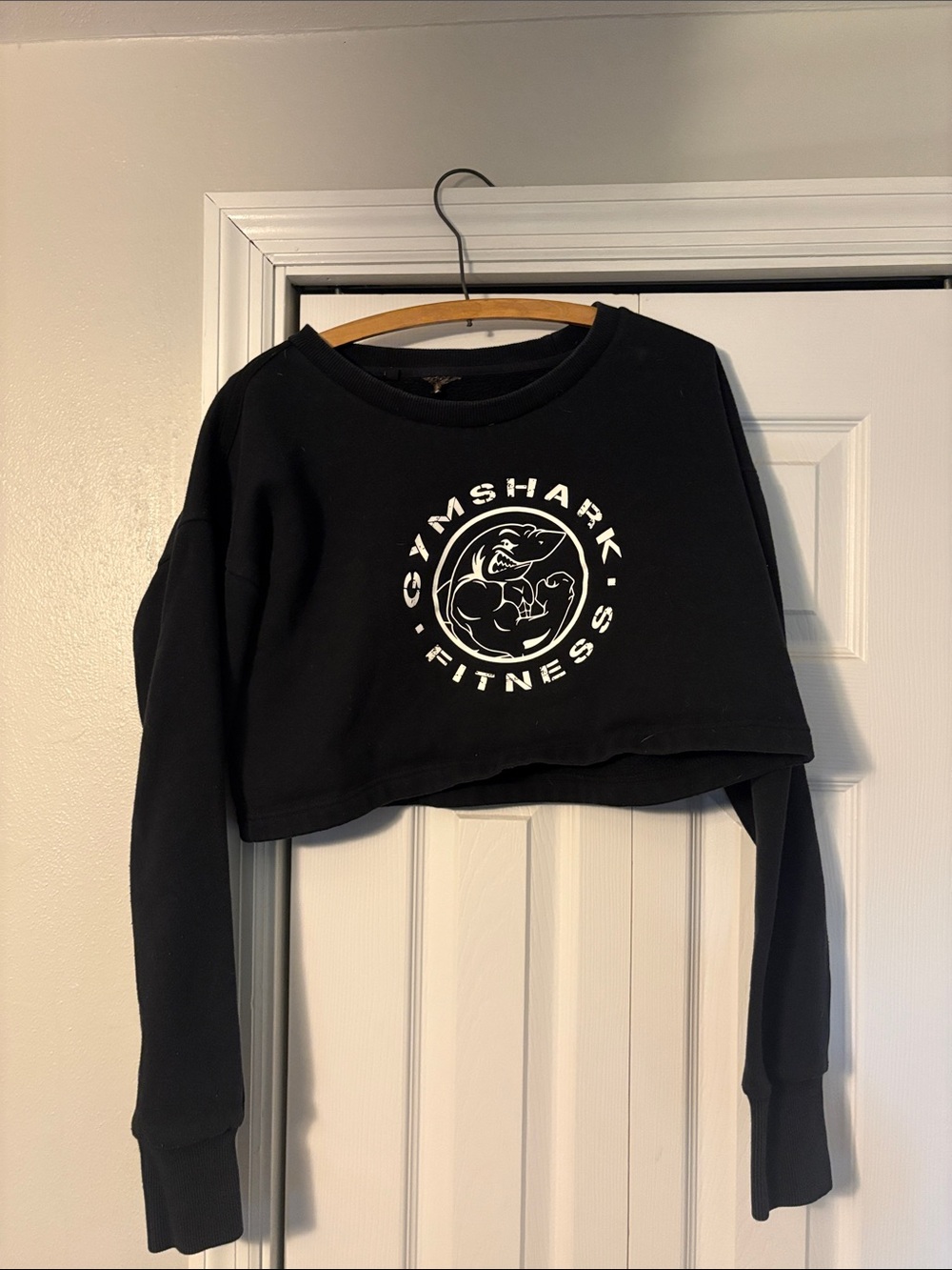 Gymshark Black Cropped Fitness Sweatshirt with White Logo